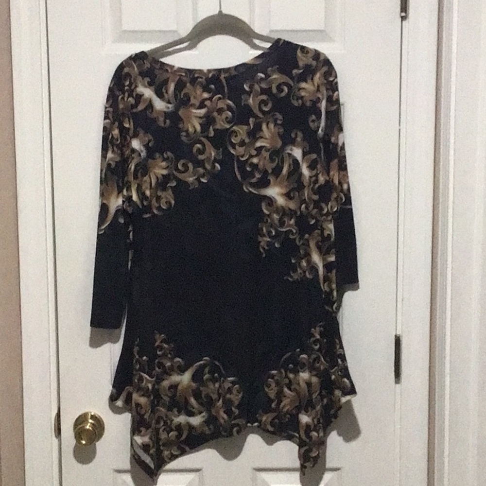 Tunic. With shark bite hem & gold bling - Picture 4 of 4